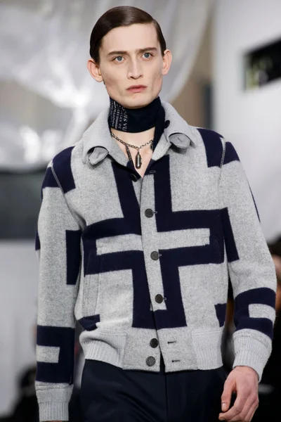 Look 79